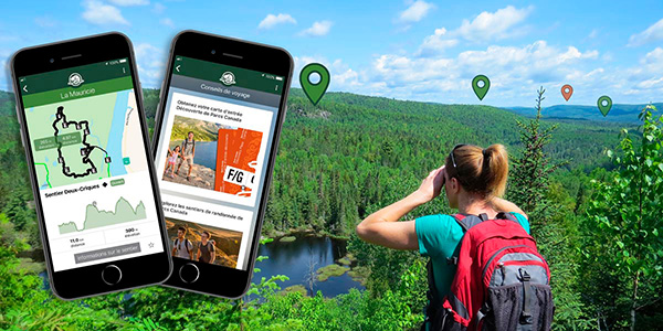 Une jeune femme en randonnée regarde le paysage au loin.  Des téléphones montrent des cartes de sentiers et des conseils de voyage dans l'application mobile de Parcs Canada.